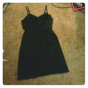 LACE DRESS WITH RUFFLES