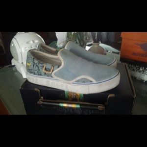 Price Drop ⤵⤵Lights Blue suede L.A.M.B sneakers