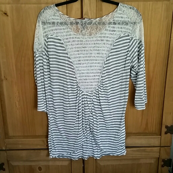 *2 HOUR SALE*BCBG grey and white striped top - Picture 2 of 4