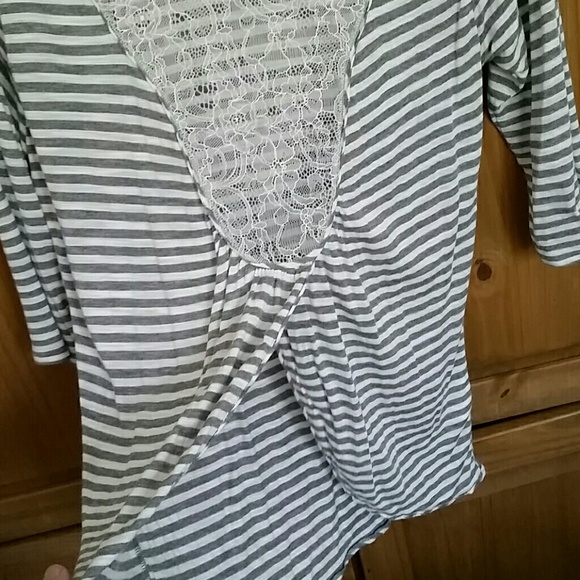*2 HOUR SALE*BCBG grey and white striped top - Picture 3 of 4
