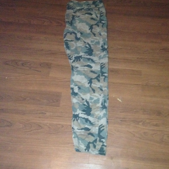 Camo Levi jeans