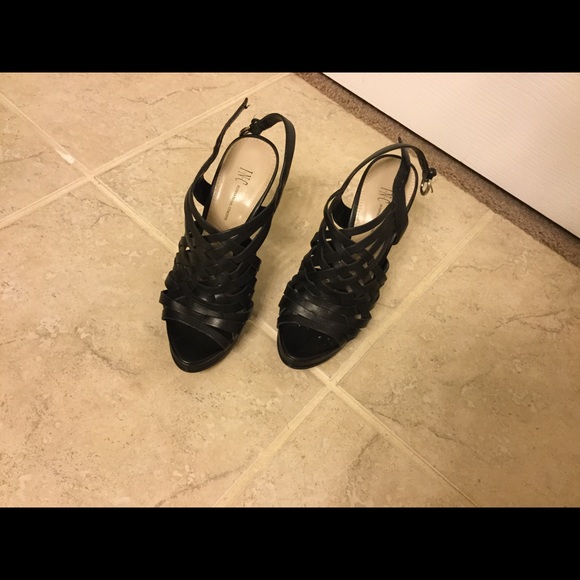 🚫DONATED🚫 
INC black leather sandals