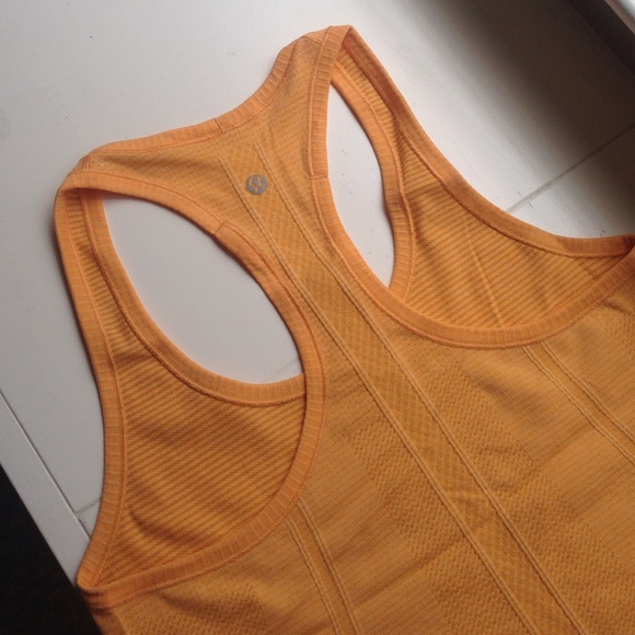 ***SOLD***Lululemon Swiftly Tech Racerback Tank