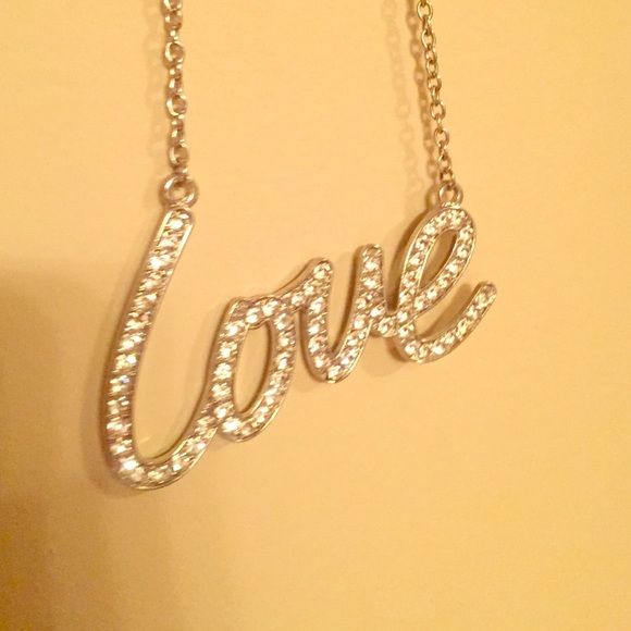 love necklace with heart hot pink snap bracelet