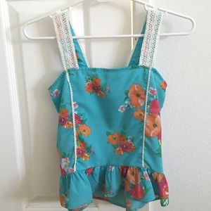 Floral Tanktop With Crochet
