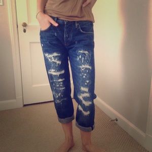 Boyfriend jeans.