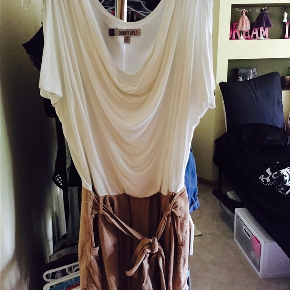 Romper - Picture 1 of 3