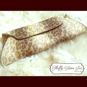 Steve Madden Clutch