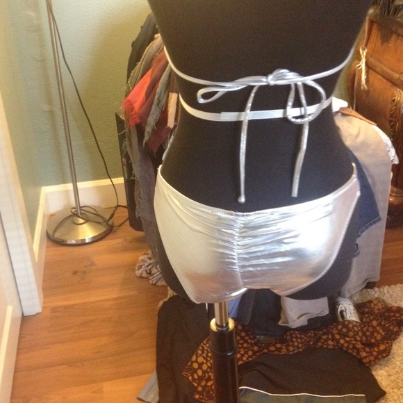 Akira Chicago bikini - Picture 2 of 3