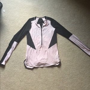 Lululemon running top