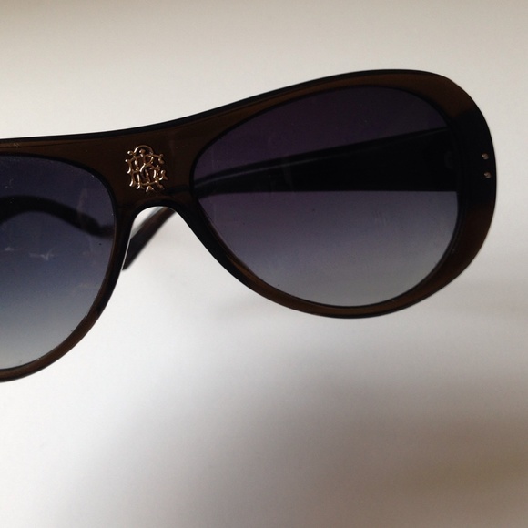 Sunglasses - Picture 3 of 4