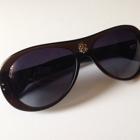 Sunglasses - Picture 4 of 4