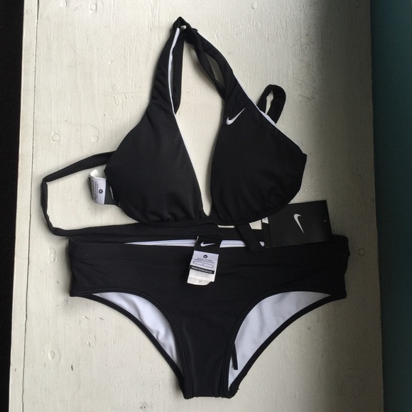 Nike Reversible Swimsuit Set