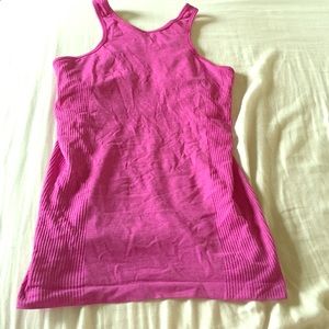 Lulu workout top
