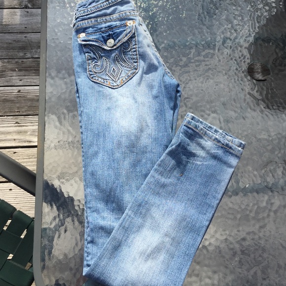 MeK Denim