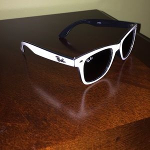 White ray ban sunglasses