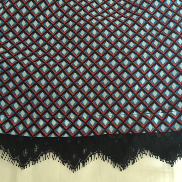 Topshop Lace Shorts - Picture 3 of 4