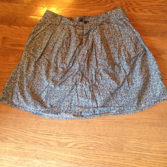 Gap FLORAL SKIRT! - Picture 2 of 4
