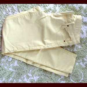 NWOT GAP pastel yellow skinny jeans