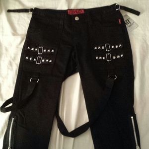 Tripp nyc black studded skinny capris size 3