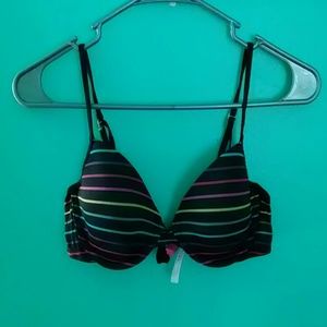 ❤💙💚VS Pink Lightly Lined Bra💚💙❤