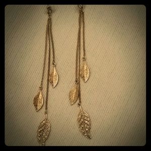 Express Long Feather Earrings