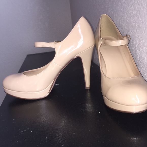 Shoes - Platform Nude Patent Pumps