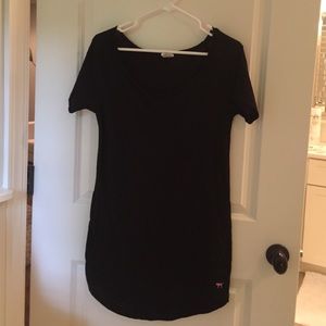 Long VS PINK sleep shirt