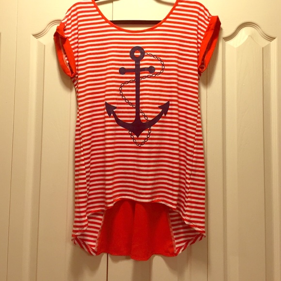 *SOLD* NWOT Le Lis Anchor Top with Fun Back!