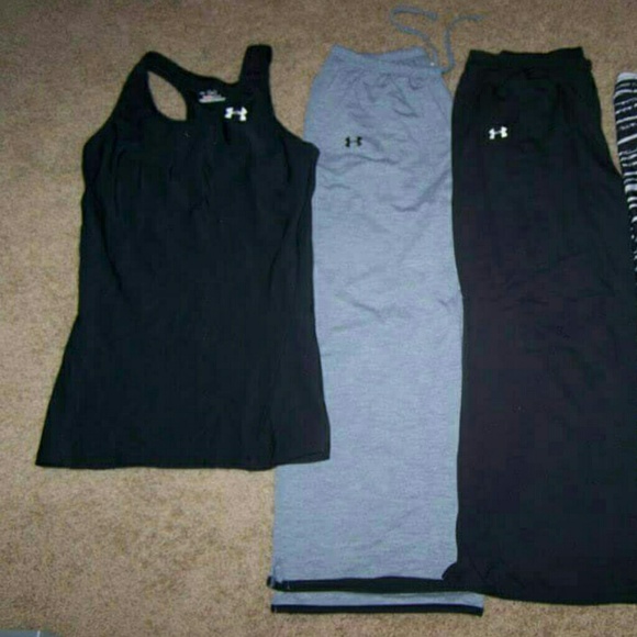 Under Armour lot. 2 small capris. 1 medium tank.