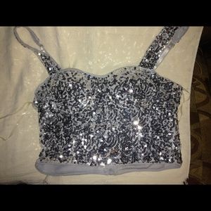 Crop top, sequin!