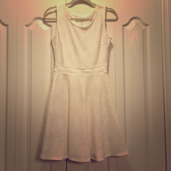 NWOT Gilli Dress
