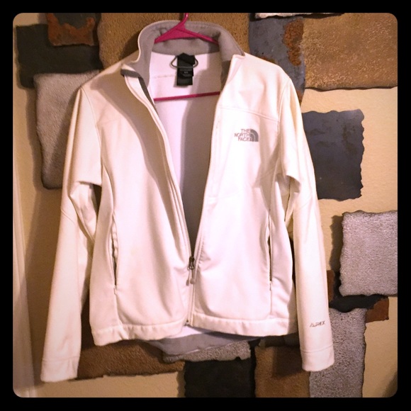 💕💕💕White North Face Jacket💕💕💕