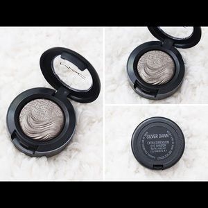 MAC Cosmetics Silver Dawn Eyeshadow