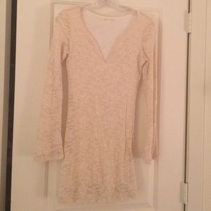 White long sleeve lace dress