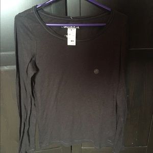 Black long sleeve Aeropostale size L shirt
