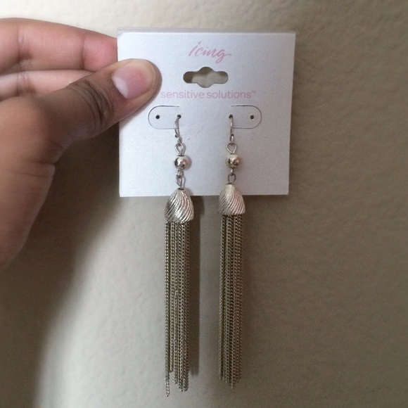 ✨Discounted shipping✨Earrings From Icing