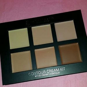 Anastasia Cream Contour