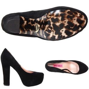 Betsey Johnson Sophiaa Platform Pump