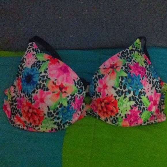 Victoria secret bra