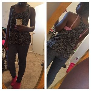 Floral tank with pocket on left boob!