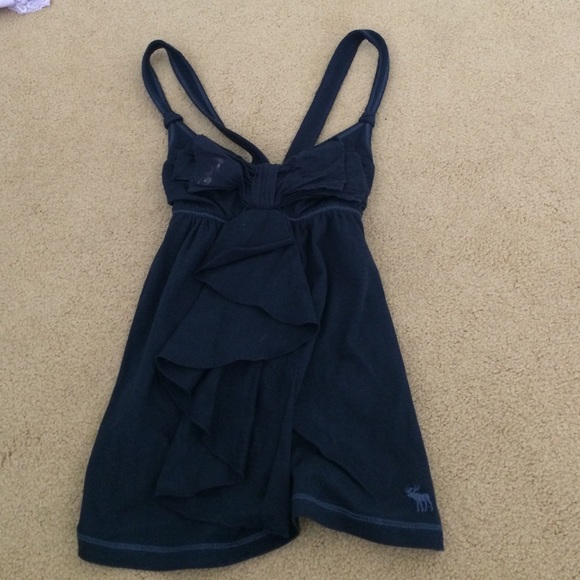 Abercrombie bow tie front top