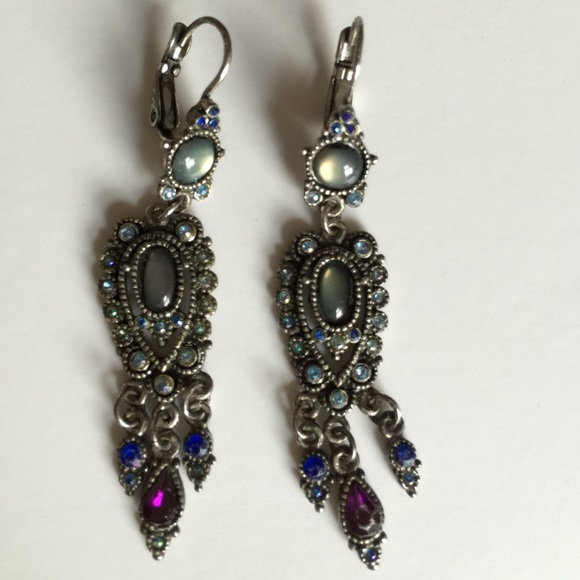 Jewelry - Chandelier earrings