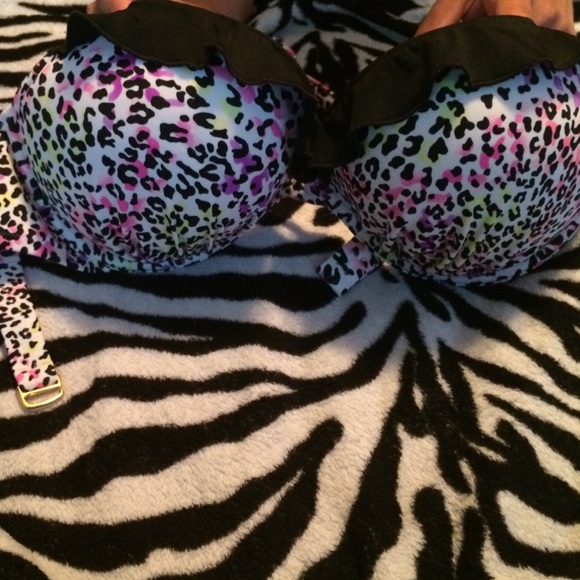 Victoria's Secret push up Bikini 38C top