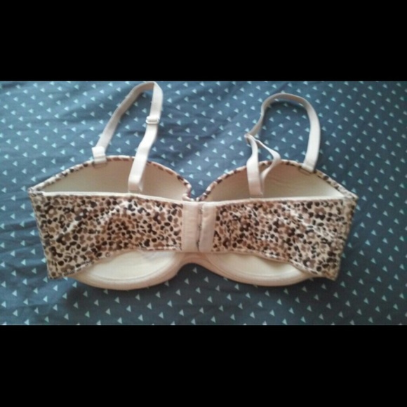 ❌SOLD❌VS Balconette Cheetah  bra - Picture 2 of 3