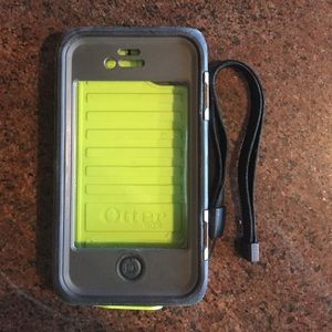 iPhone 4/4s waterproof armor Otterbox case