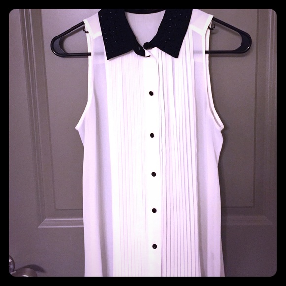 The Limited White blouse with black accents