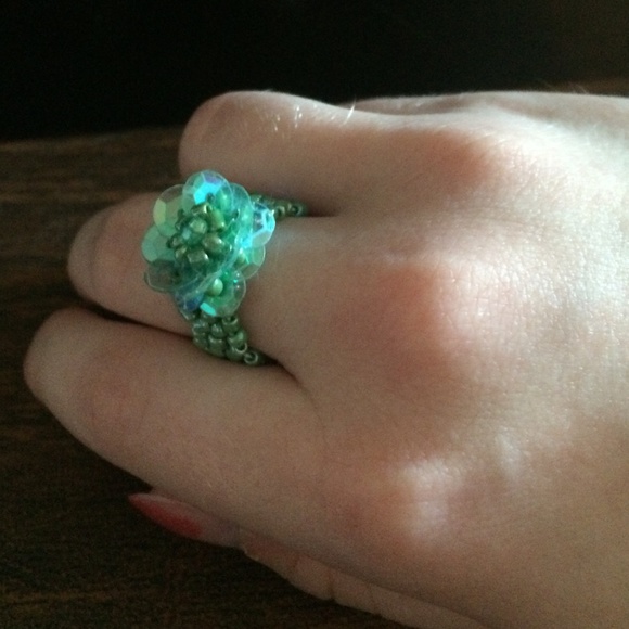 Little Flower Accessory Set - Picture 2 of 4