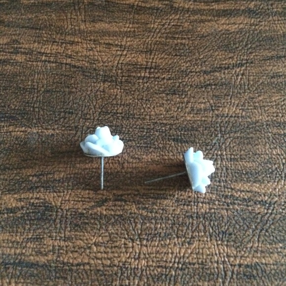 Little Flower Accessory Set - Picture 3 of 4