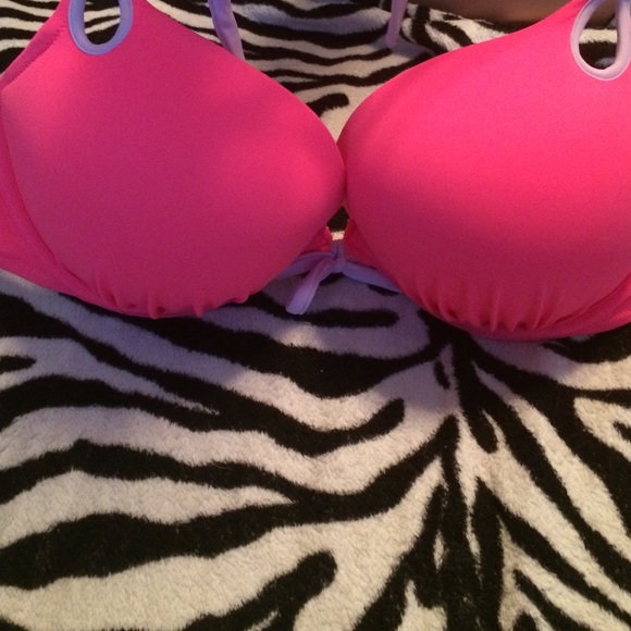 Victoria's Secret 38C/Large Bikini bottom!!